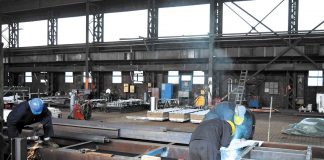 Godinu dana nakon pokretanja proizvodnje, isporučena peć za Boeing