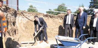 Vlada ZDK i Općina Tešanj grade novu školu u Medakovu