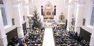 Poruka Božića je poruka ohrabrenja i nade u svjetliju budućnost