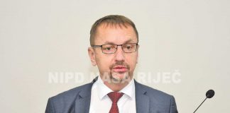 Učenici se vraćaju u školske klupe