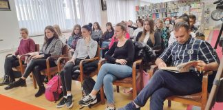 Počele, sedme po redu, Poruke sa kamena