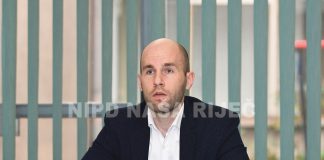 U 2021. godini zaključena dva potpuna usvojenja djece