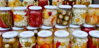 Građani, ipak, biraju domaću zimnicu