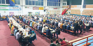 Na tradicionalnom narodnom iftaru 700 postača
