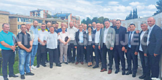 Manifestacijom „Vozuća je oslobođena“ odata počast šehidima i poginulim borcima