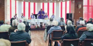 Kardinal Puljić posjetio vjernike katolike te održao euharistijsko slavlje