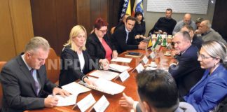 Vlada ZDK s KfW-om i Vladom FBiH potpisala ugovor o obnovi osam zgrada osnovnih škola