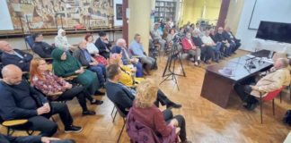 „Neka priča poteče“