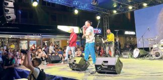 Koncertom Sanela Smole i Bosanca završeni Kakanjski dani