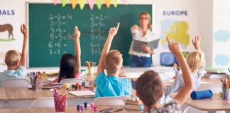 U prvi razred osnovne škole u ZDK upisano 3.259 prvačića