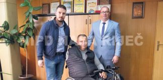 Zahidu Mušanoviću isporučen elektromotorni dodatak za invalidska kolica