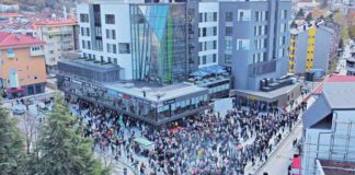 U Visokom otvoren savremeni shopping centar i hotel “Vema”