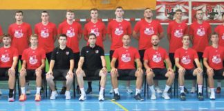 Sjajna podrška publike, nastaviti rad u Školi rukometa