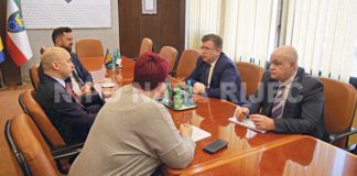 Prosvjetnim radnicima u ZDK najveće plate u FBiH