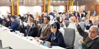 Opozicija tražila raspravu o pismu američkog ambasadora