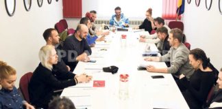 „Što je muškarac bez brkova“ u režiji Ivana Lea Leme