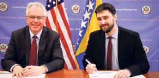 Ambasador Murphy potpisao sporazum o partnerstvu s načelnikom Jusićem