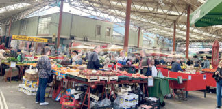 Gužva na pijaci pred Bajram, trgovci, ipak, nezadovoljni prodajom