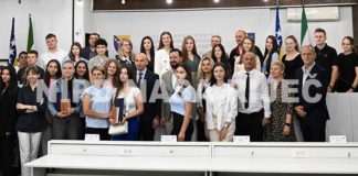 Cijenite glas nastavnika