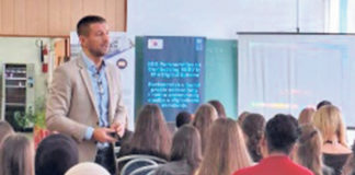 Predanim radom daju neprocjenjiv doprinos u obrazovanju učenika