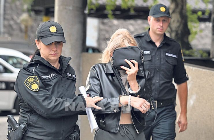 U pretresima pronađeno više od 5 kg droge i oružje