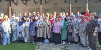 „Stare džamije i kulturno-historijske znamenitosti grada Stoca“