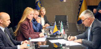 Zdravstvenim radnicima u ZDK povećane plaće za 10 posto