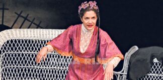 Premijerno izvedena predstava „Tri sestre“