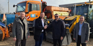 Doboj Jug dobio tri nova vozila za prevoz otpada