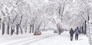 Problemi u odvijanju saobraćaja i snabdijevanju električnom energijom