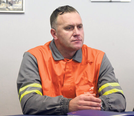 Bojim se da smo zakasnili na sve vozove…