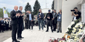 Delegacija ZE-DO kantona odala počast žrtvama zločina u Ahmićima