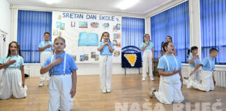 Grade uspjehe, znanje, prijateljstvo i zajedništvo