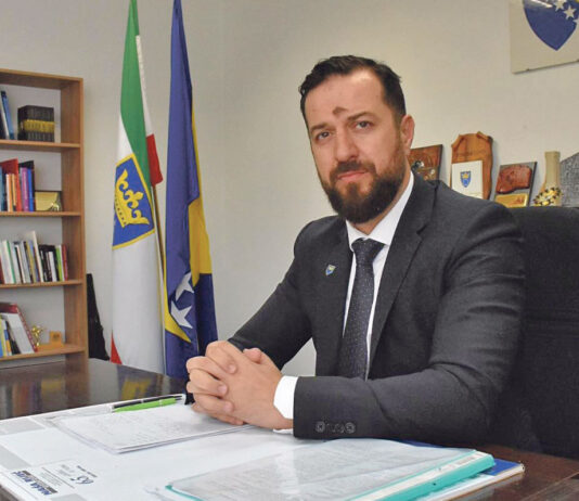 „Neka nova školska godina bude godina novih znanja, prilika i uspjeha“