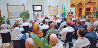 U Tešnju promovisana knjiga „Potraga za izgubljenim znakovima postojanja“