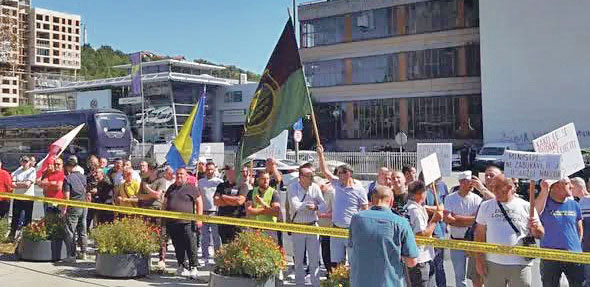 zenički-rudari-–-protest-u-sarajevu-1